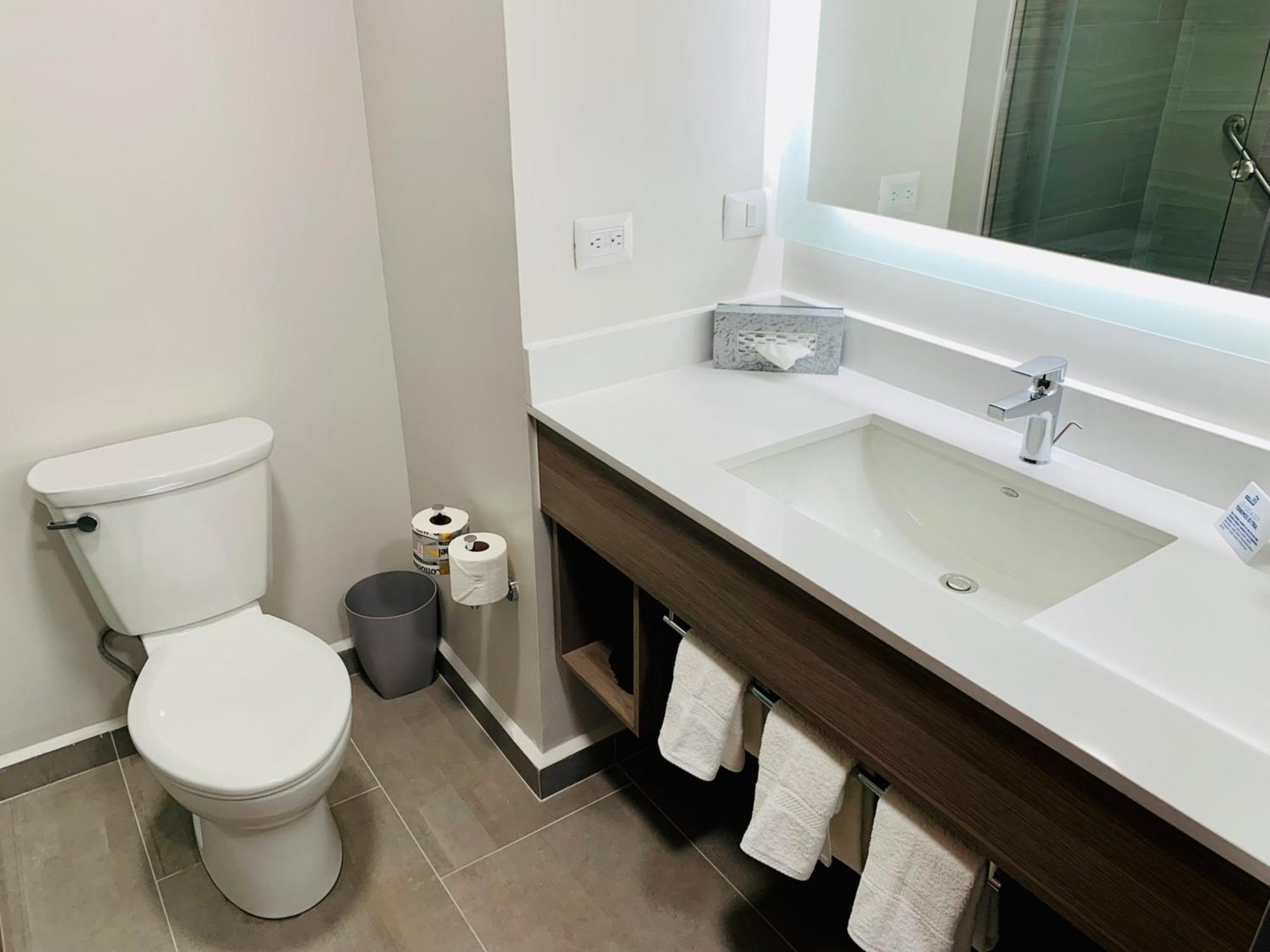 Holiday Inn Express - Guadalajara Vallarta Poniente By Ihg 사포판 외부 사진
